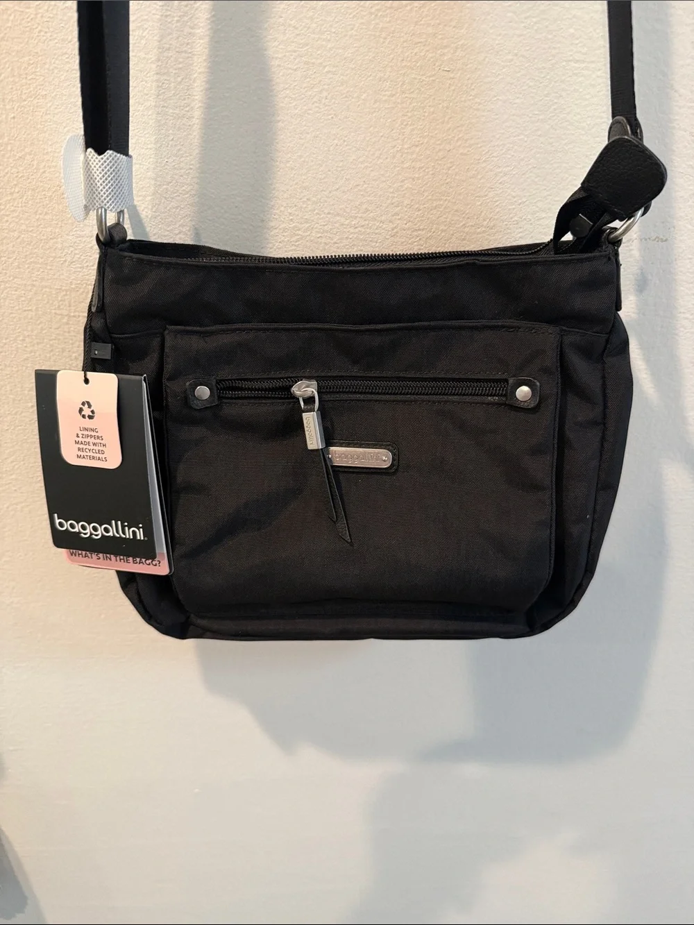 Baggallini Black Lightweight Crossbody with Front Zip Pocket